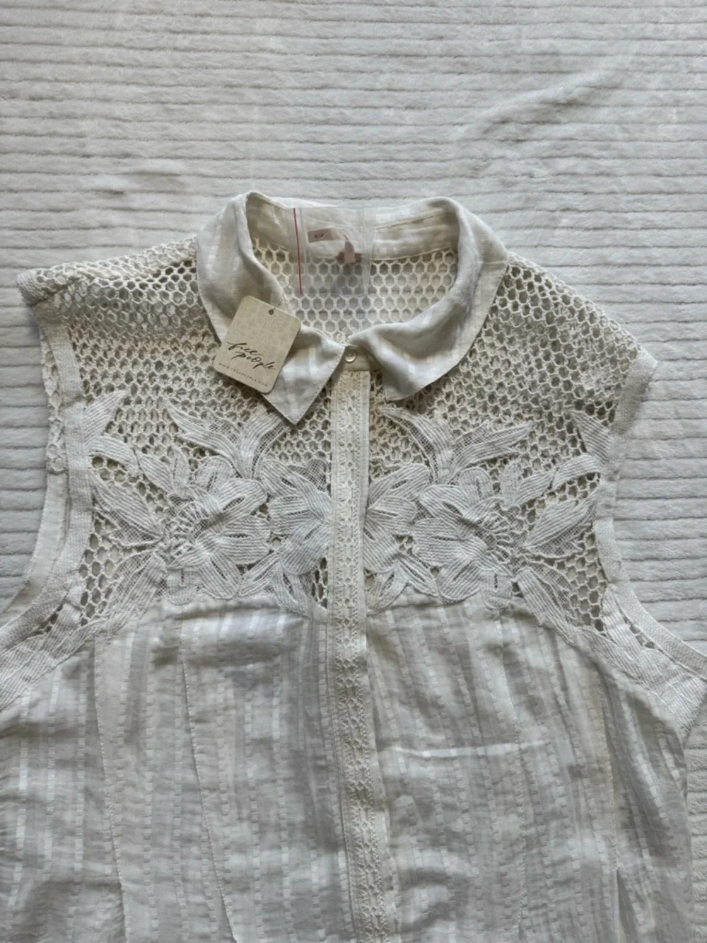 Free People Cream Crochet Pleated Sleeveless Camisole - Picture 9 of 10